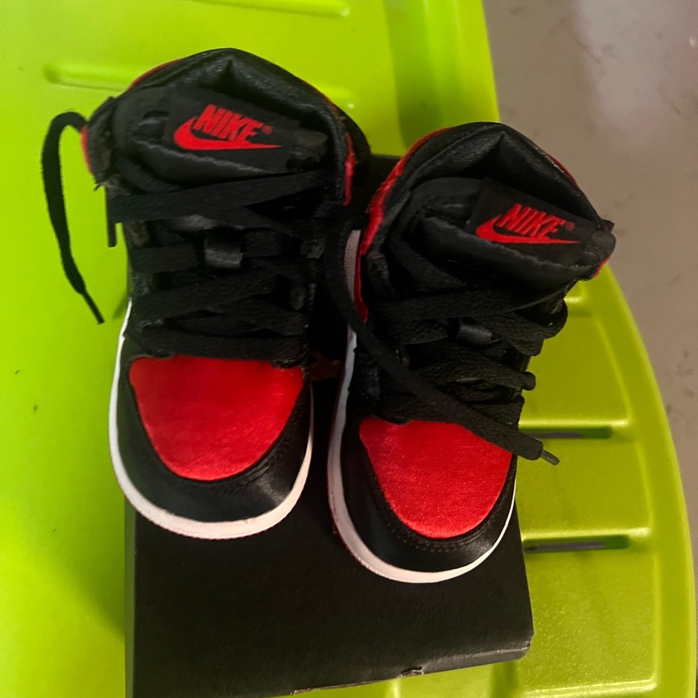 Jordan Kids Red and Black Sneakers